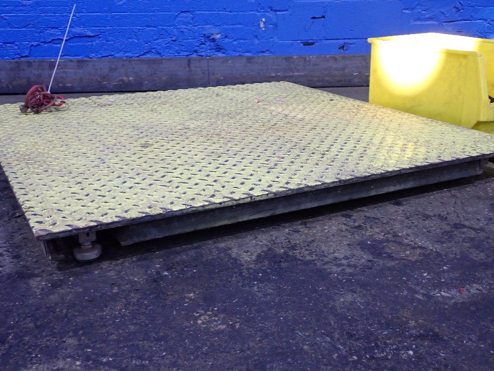 Toledo 2500 Lbs Scale - 8142