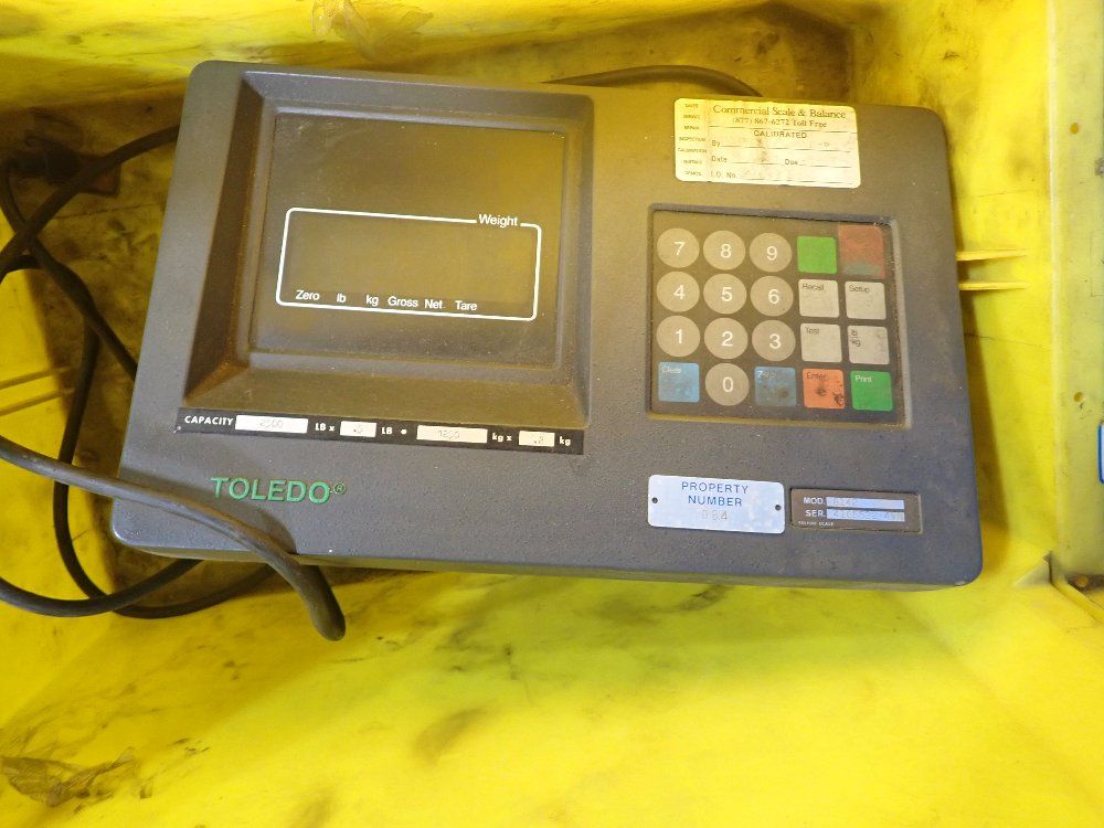 Toledo 2500 Lbs Scale - 8142
