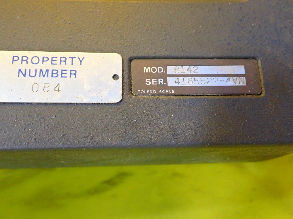 Toledo 2500 Lbs Scale - 8142