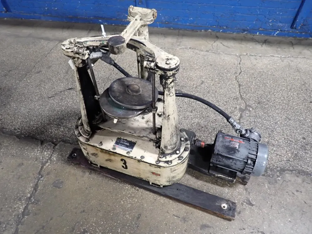 W.s. Tyler 8 1/2" Sieve Shaker