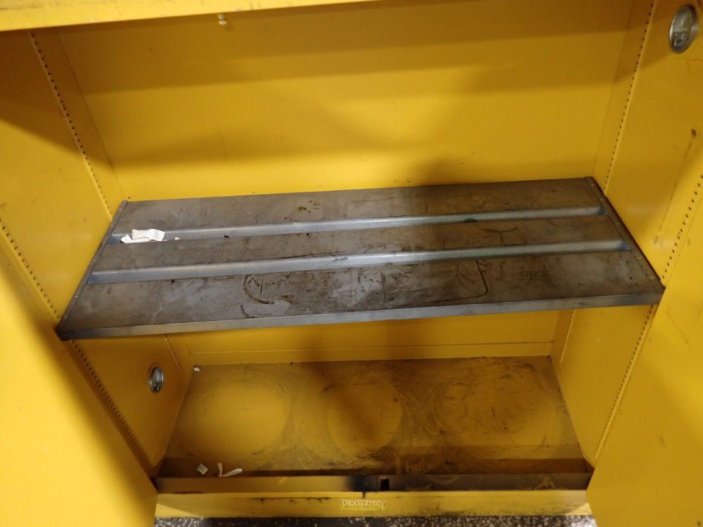 Justrite Mfg Co 40"x16"x38" Flammable Cabinet - 25995