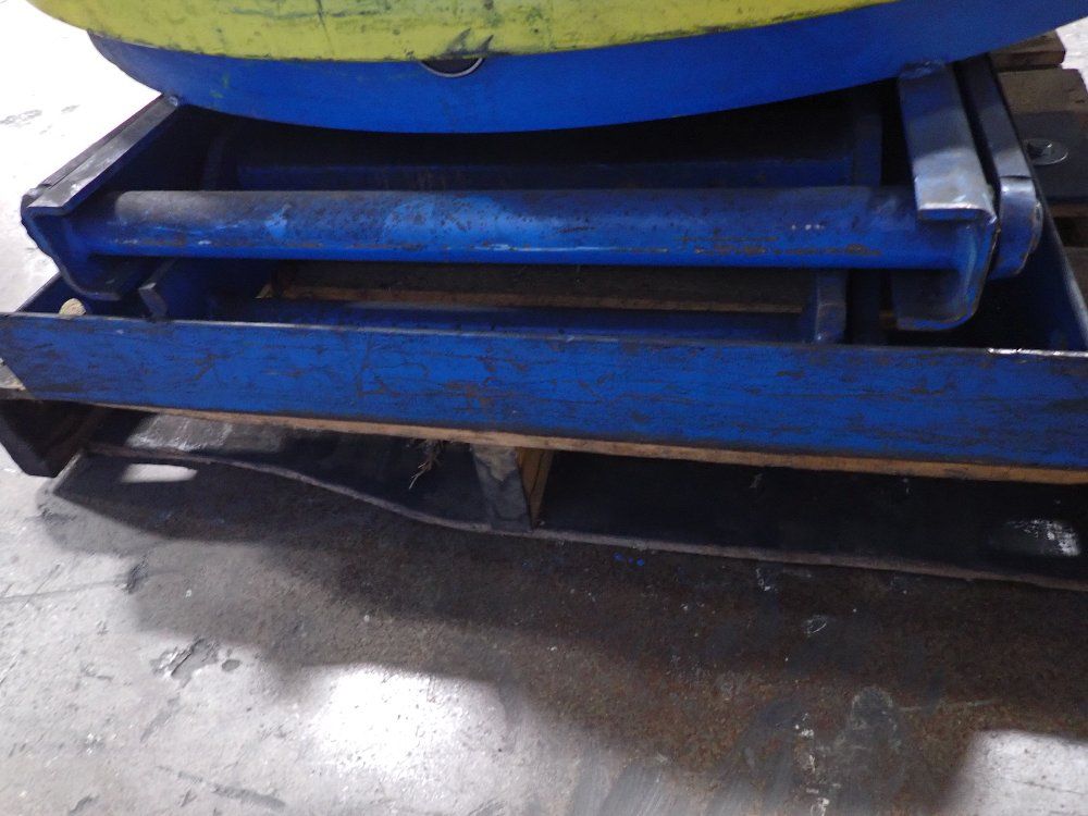 Bishamon 3000 Lbs Spring-loaded Pallet - Ez-30