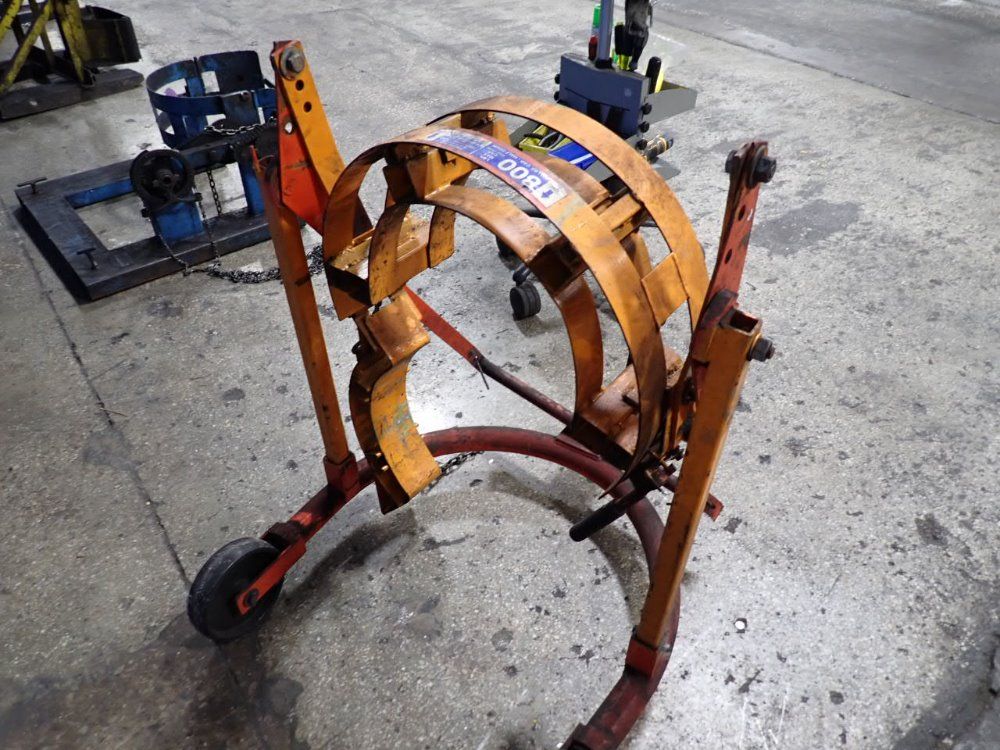 Wesco 800 Lbs Drum Lifter