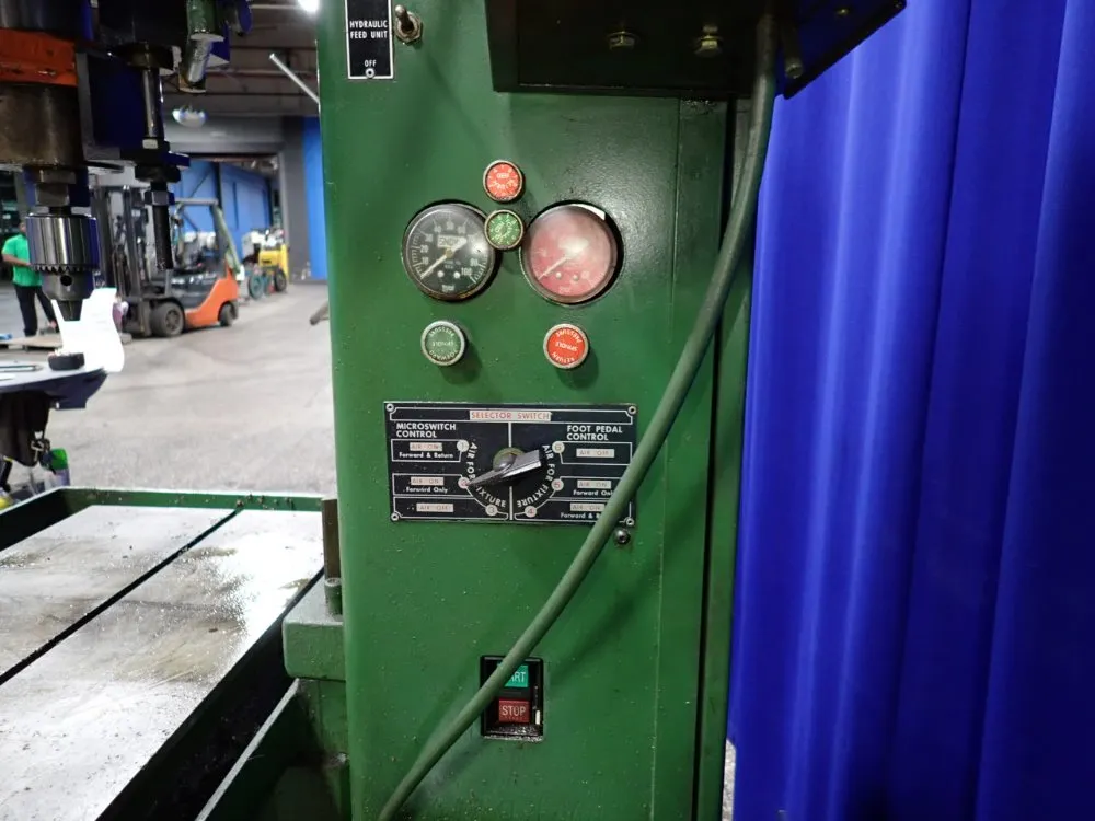 Snow Manufacturing Co 21"x13 1/2" Table Tapping Machine - Dr-3-r