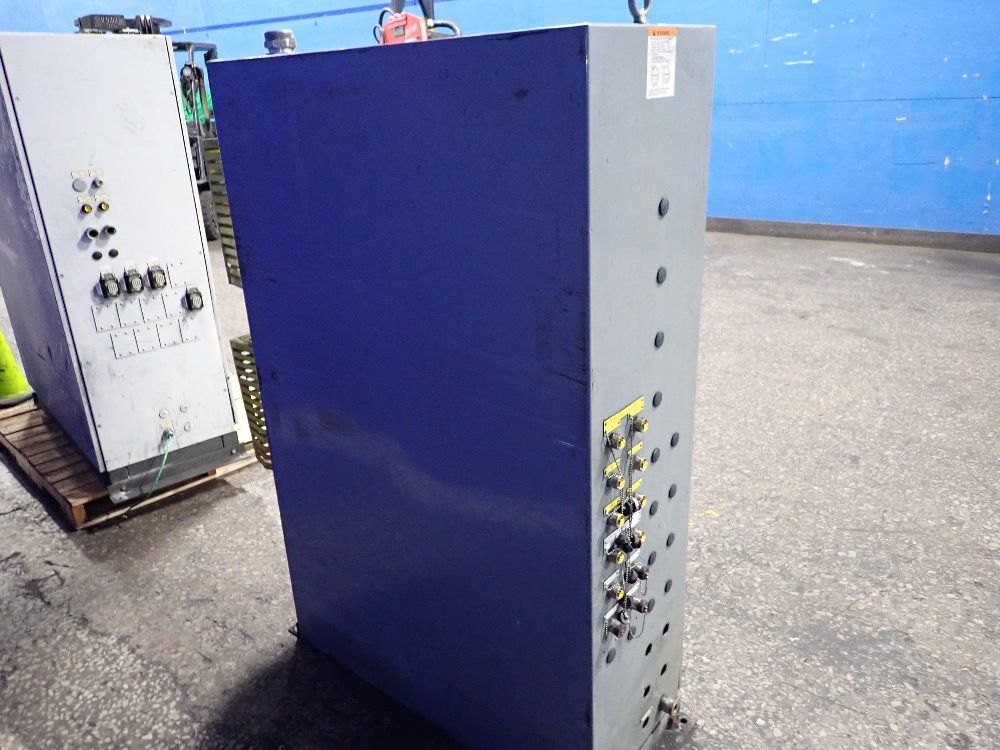 Square D Distribution Panel - Lj 250 / Hj 060