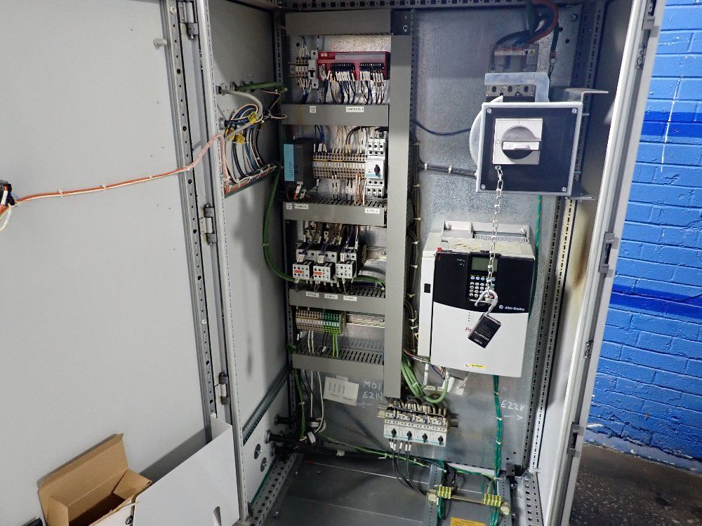 Rittal / Allen Bradley 13.6 Amps Tractor Vfd Panel Main Disc - Ha080lrm1