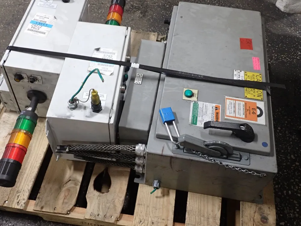 Allen-bradley/siemens Stack Light, Skid Contactor Panel - Ecs-4013