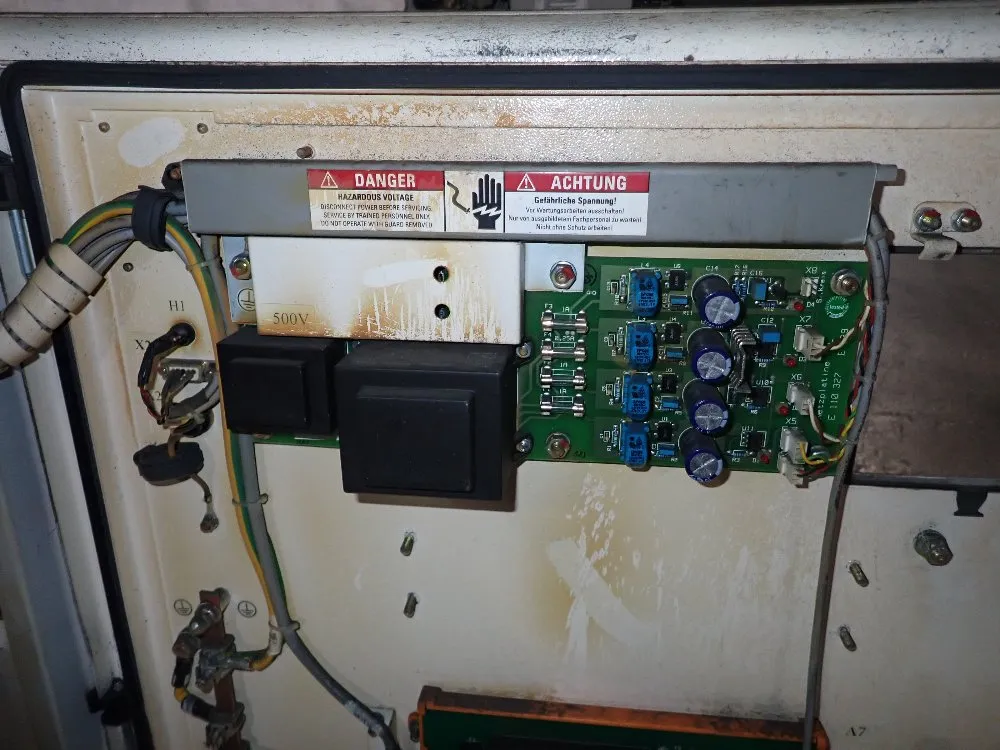 Emhart Teknologies Stud Welder And Stud Feeder - T0221244/500m And T049010/120