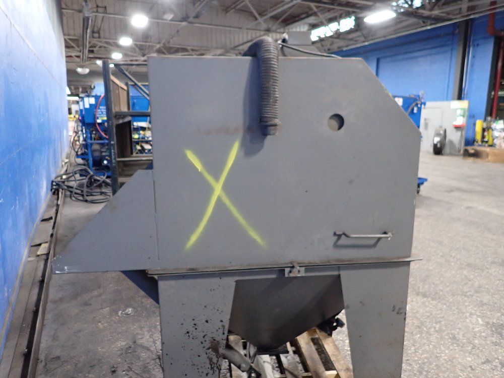 Econoline 39 1/2" X 39 1/2" X 31" Blast Cabinet