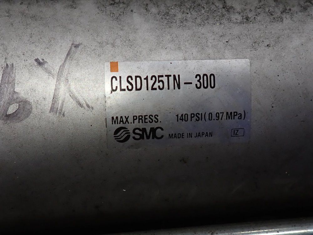 Smc Cylinder W/locking Mechanism - Cls125