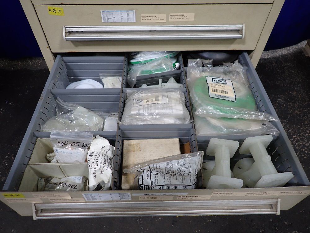 Stanley 8 Drawers/25 1/2" X 25 1/2" Vidmar Cabinet W/pump Supply Parts