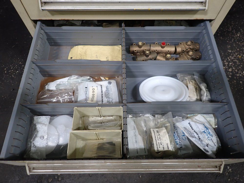 Stanley 8 Drawers/25 1/2" X 25 1/2" Vidmar Cabinet W/pump Supply Parts