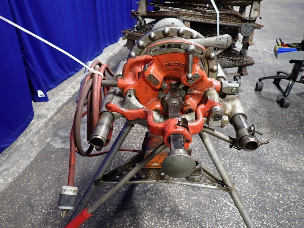 Ridgid 2 1/2" Threading Machine - 300