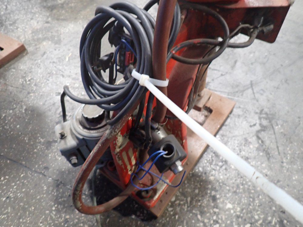 Action Mfg. 1.4 Kva Air Press