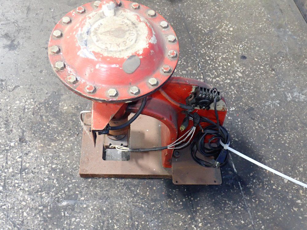 Action Mfg. 1.4 Kva Air Press