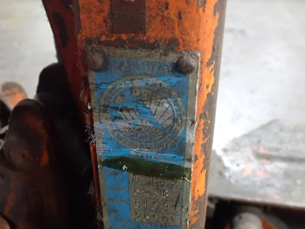 Lewis Shepard 2500 Lbs Pallet Jack - 6-36