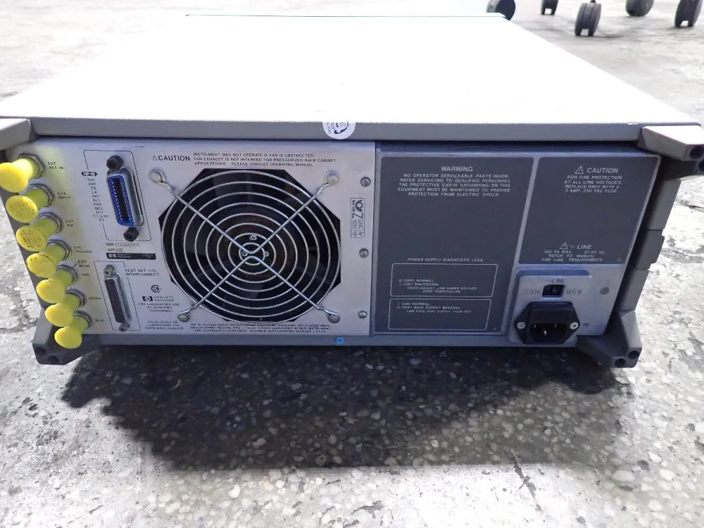 Hewlett Packard Network Analyzer - 8753c