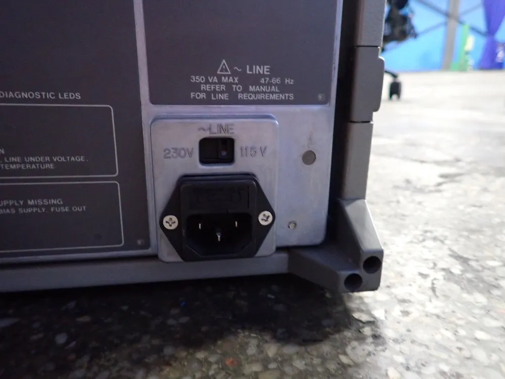 Hewlett Packard Network Analyzer - 8753c