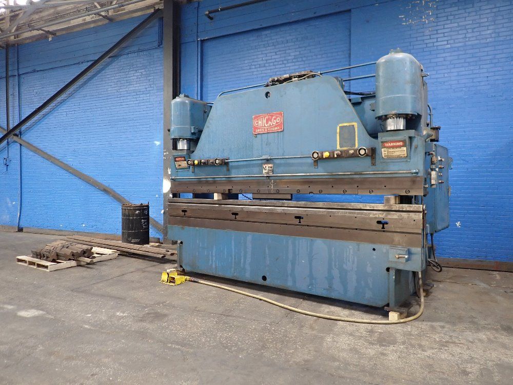 Chicago 200 Ton X 150 1/2" Press Brake - 200-f-10