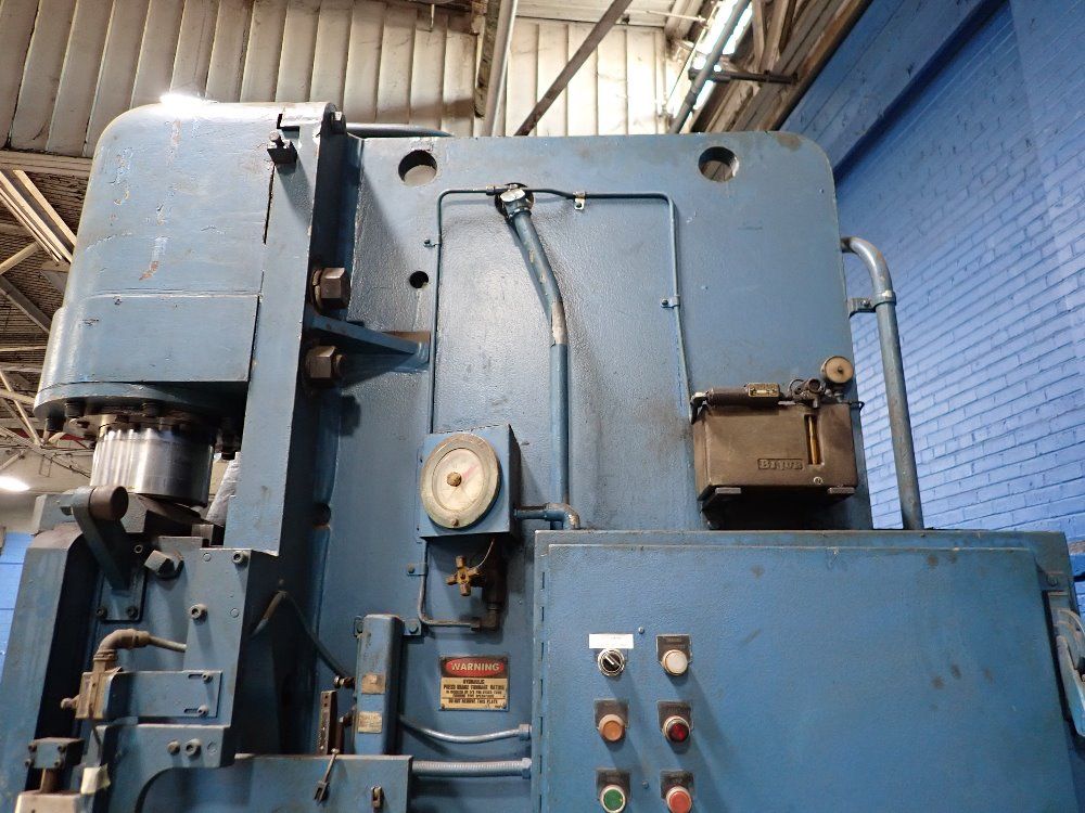 Chicago 200 Ton X 150 1/2" Press Brake - 200-f-10