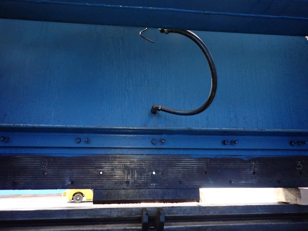 Chicago 200 Ton X 150 1/2" Press Brake - 200-f-10
