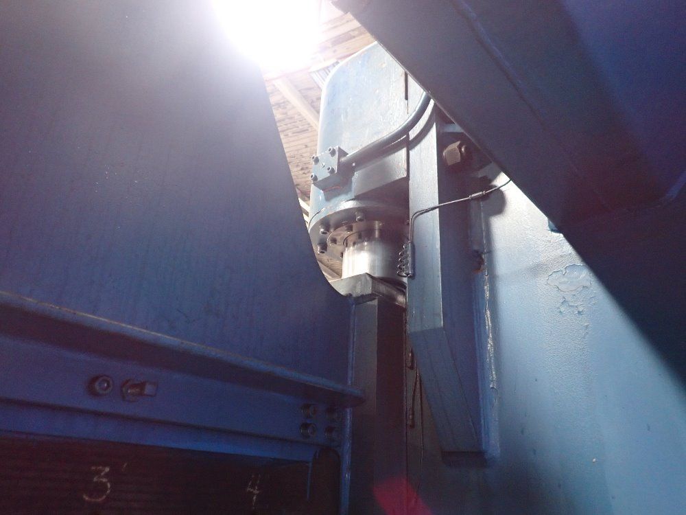Chicago 200 Ton X 150 1/2" Press Brake - 200-f-10