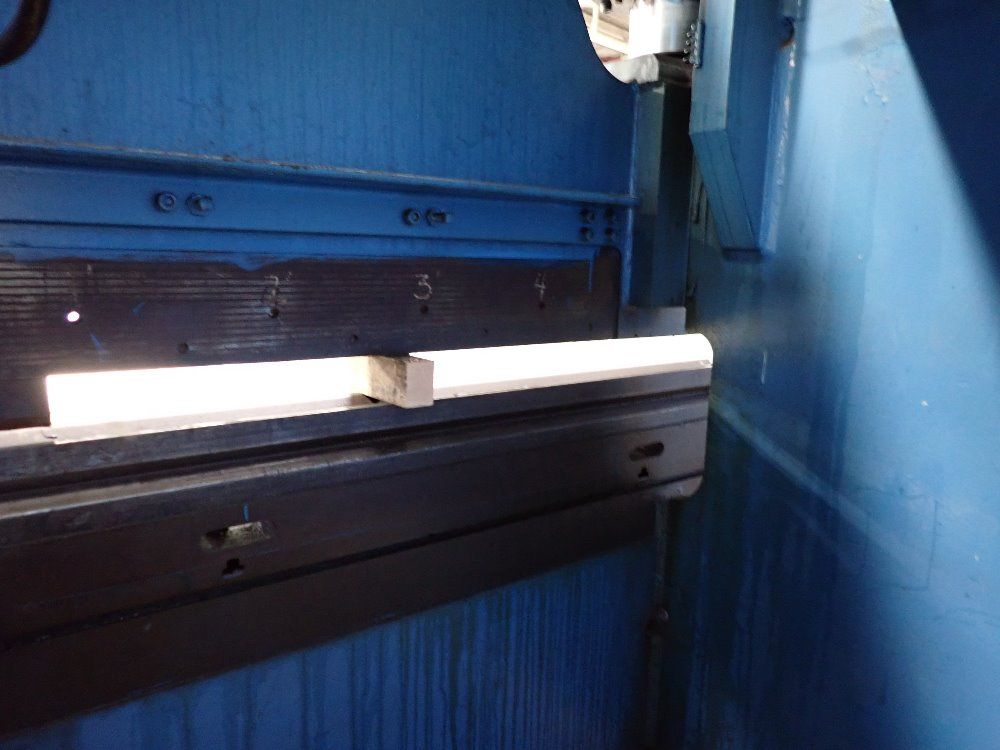 Chicago 200 Ton X 150 1/2" Press Brake - 200-f-10