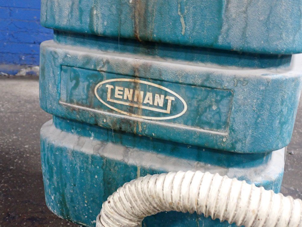 Tennant Wet/dry Commerical Grade Vacuum - 607673