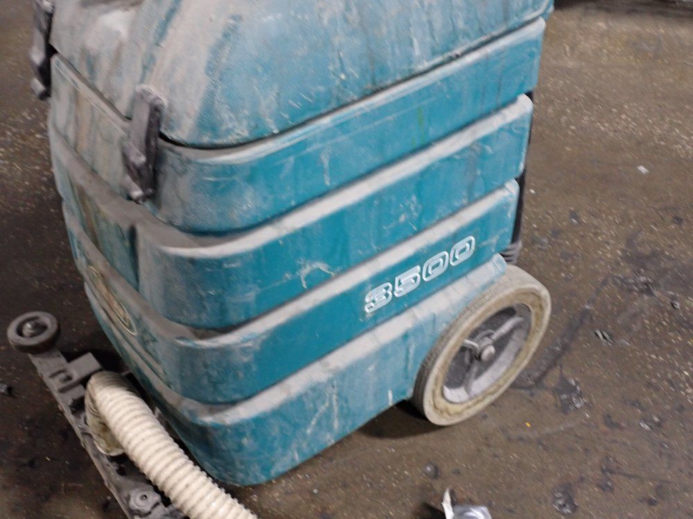 Tennant Wet/dry Commerical Grade Vacuum - 607673