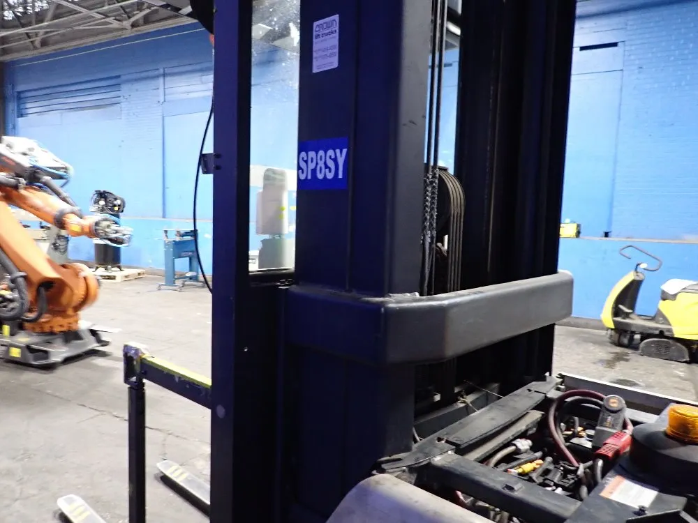 Crown 2900 Lbs Electric Standup Forklift - 3400 Series