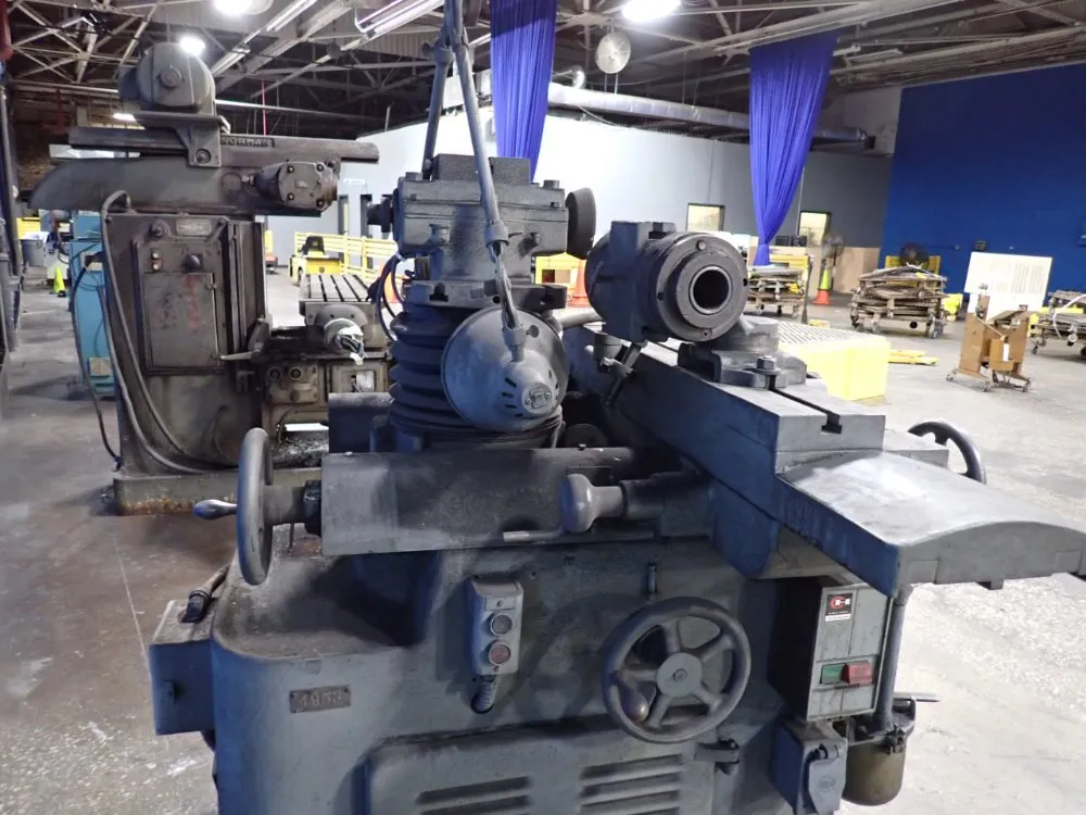 Cincinnati Milling Machine Co 36"x5" Tool Grinder