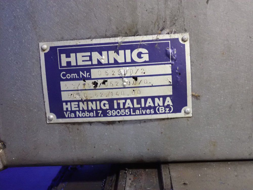 Henning Way Cover - 052765/3