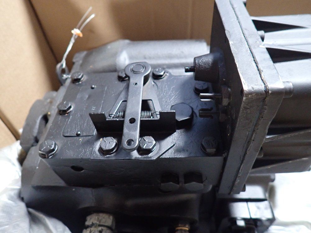 Sunsource Piston Pump - 19-28-81733