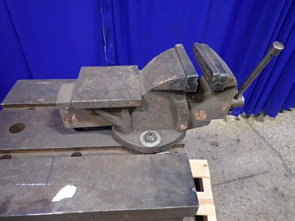 5" Vise W/stand