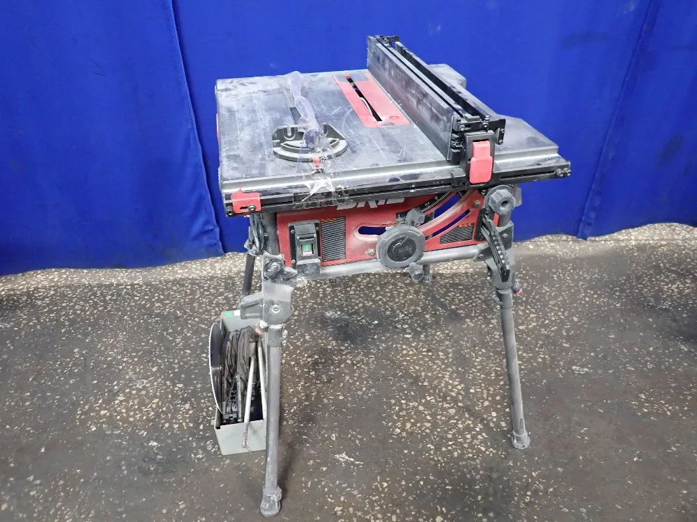 TABLE SAW