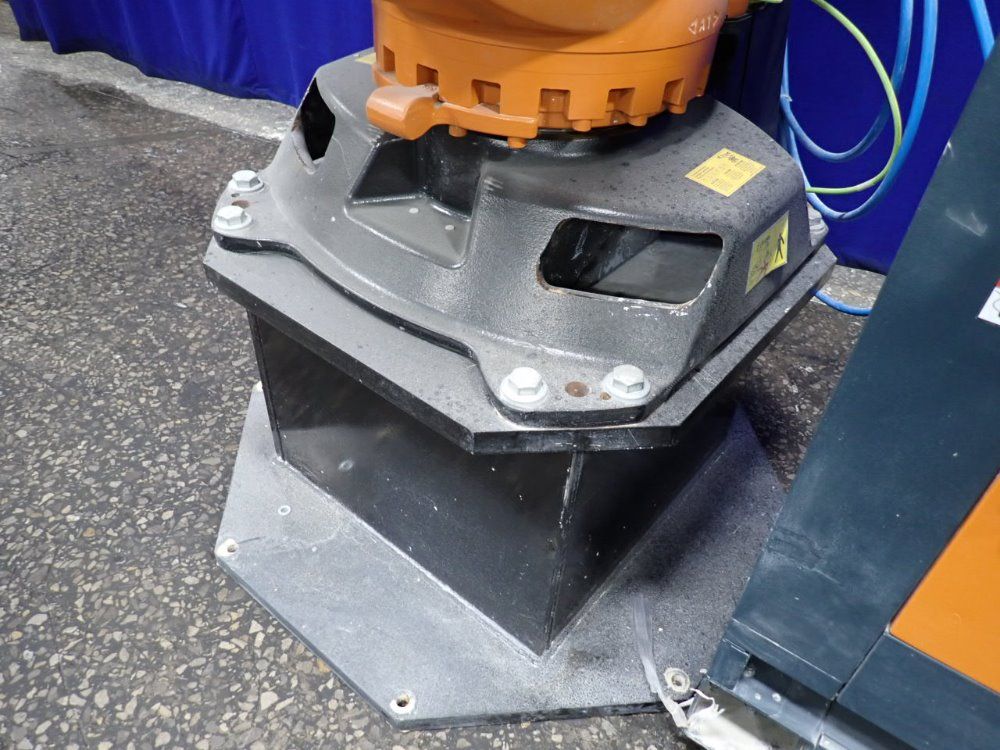 Kuka 2014 Kuka Kr 120 R2900 Robot - Kr 120 R2900