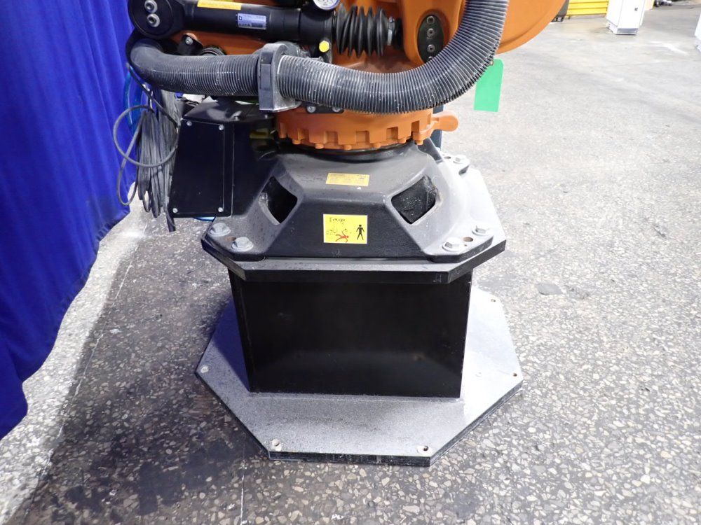 Kuka 2014 Kuka Kr 120 R2900 Robot - Kr 120 R2900