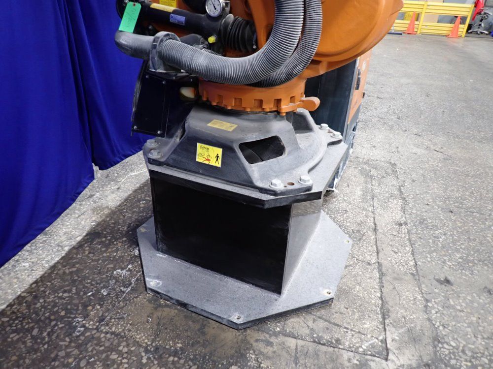 Kuka 2014 Kuka Kr 120 R2900 Robot - Kr 120 R2900