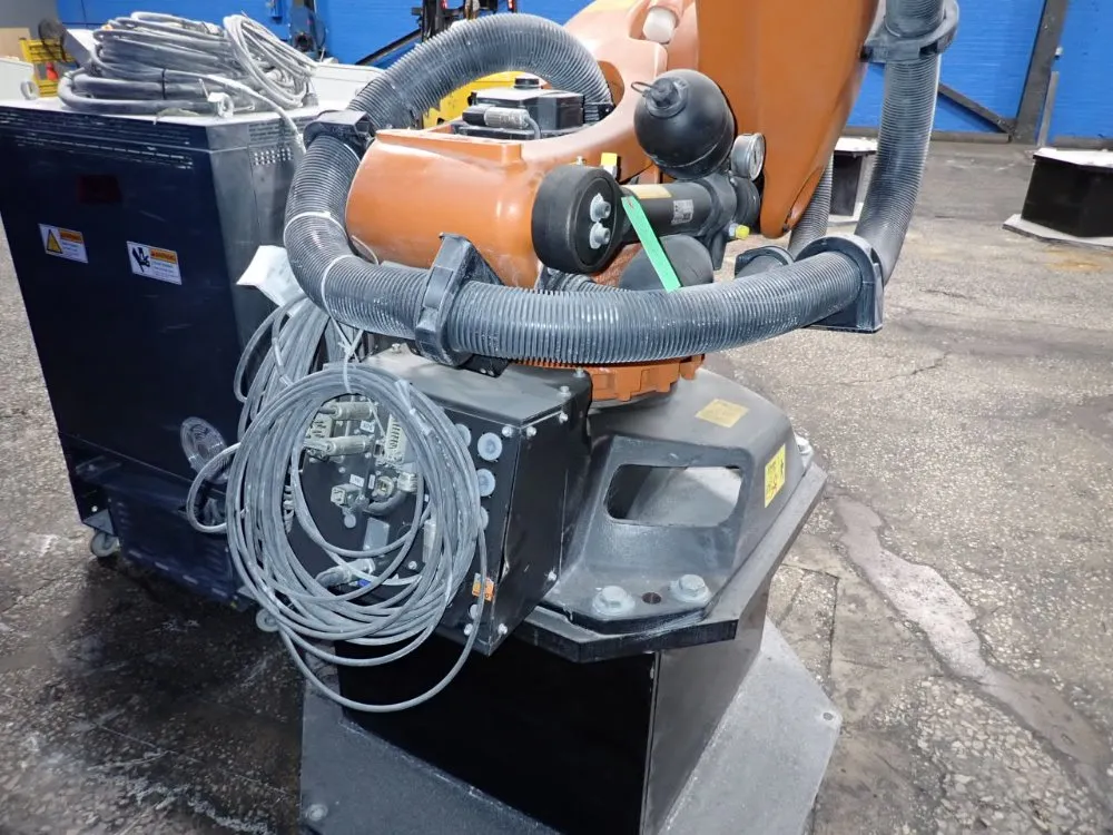 Kuka 2014 Kuka Kr 120 R2900 Robot - Kr 120 R2900