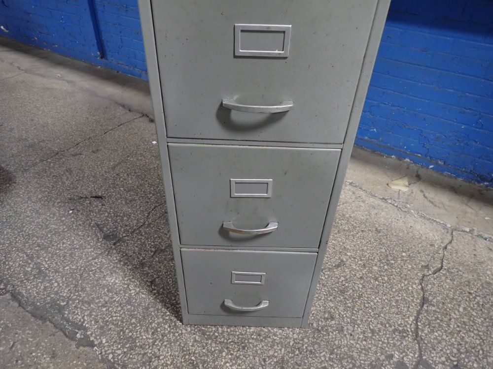 4 Drawers (12 1/2"x23"x11") File Cabinet