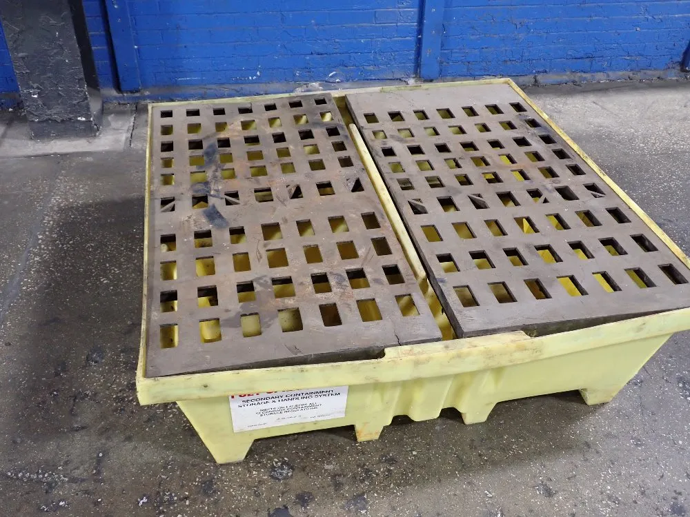 Poly-spillpallet Containment Pallet