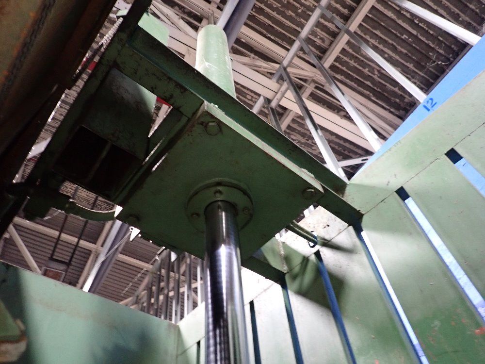 Fox Baler 30" X 59" Baler - 60