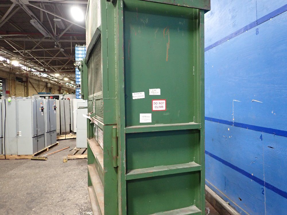 Fox Baler 30" X 59" Baler - 60