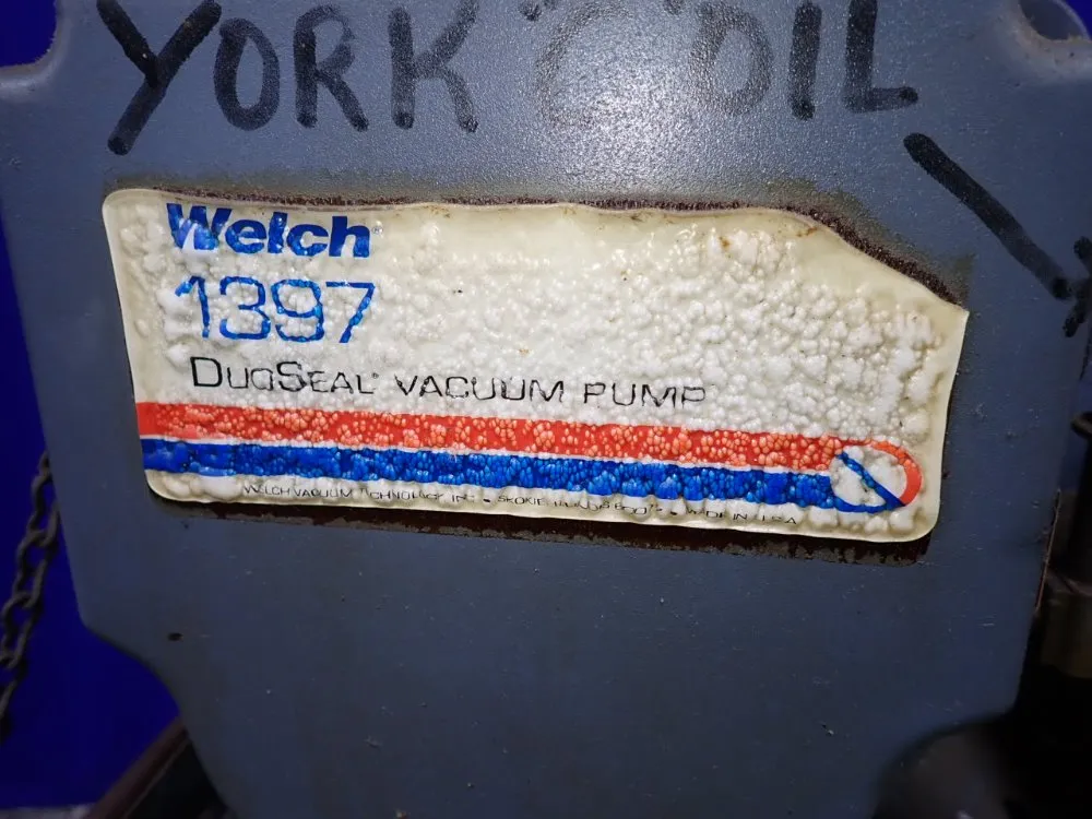Welch 1 Hp Vacuum Pump W/ Cabinet - 1397