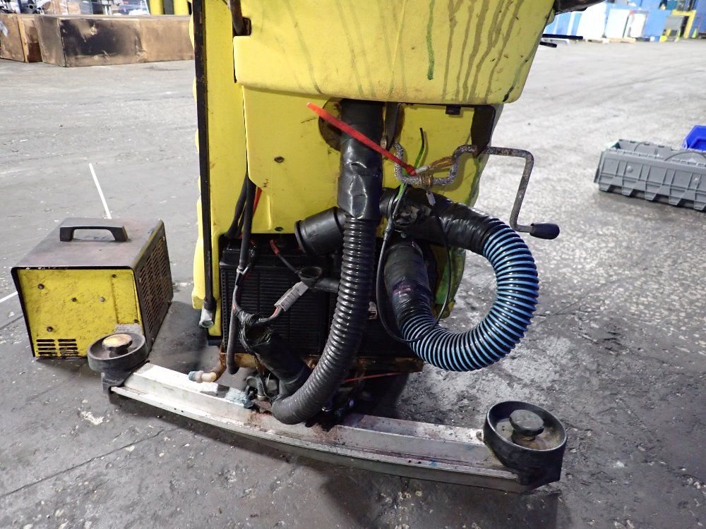 Karcher 32" Floor Scrubber - Tornado