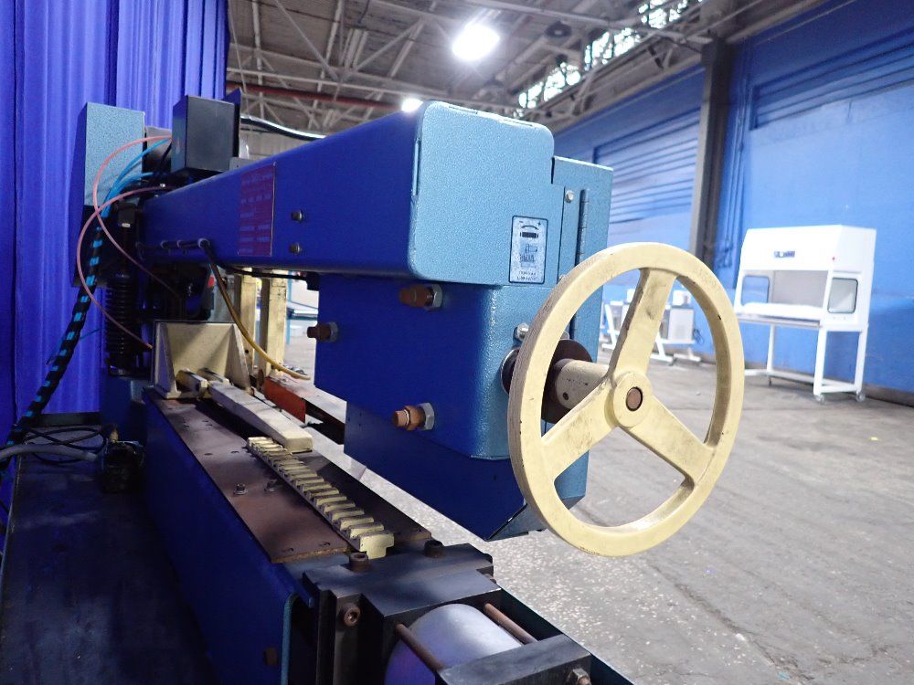 Doall 11" X 21" Horizontal Band Saw - C-916s