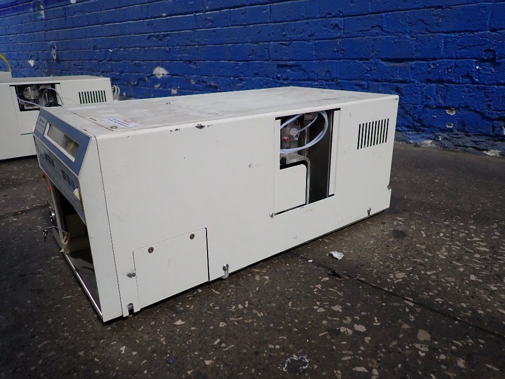 Hitachi Autosampler - As-2000