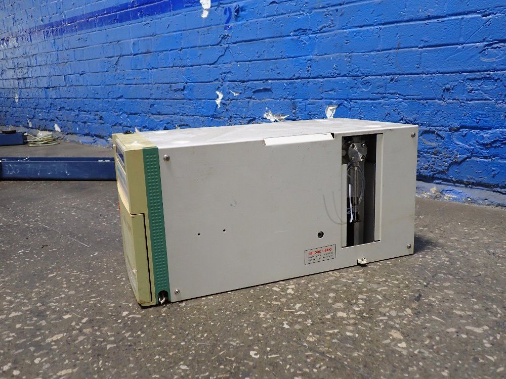 Hitachi Auto Sampler - L-7200