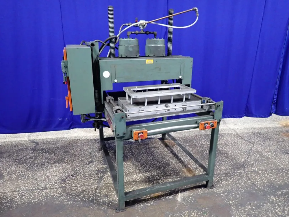 Atlas Vac Machine Tray Sealer