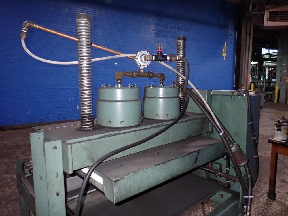 Atlas Vac Machine Tray Sealer